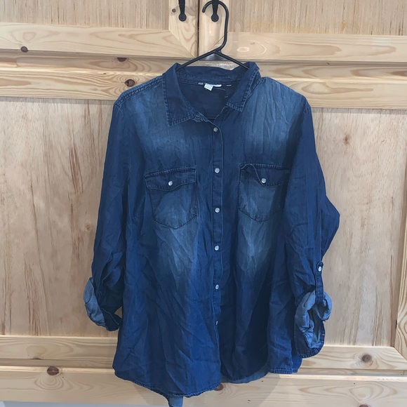 Cato Tops - Est. 1946 “Cato” NWOT chambray western Shirt/Blouse size 18/20W